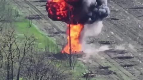 Insane Detonation of Russian Ammo Transport