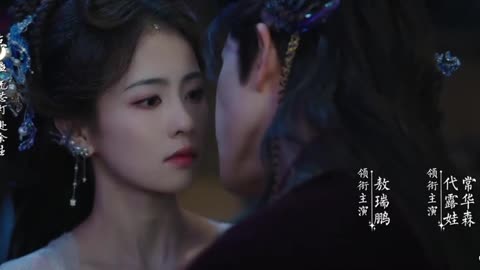 Fan Yue & Bai shuo moonlight mystique opening scene episode 18