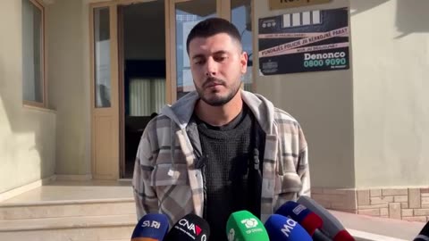 48-vjeçarja në Korçë ndërron jetë në banesë, i biri: Tha se nuk ndihej mirë, por mjekët na larguan