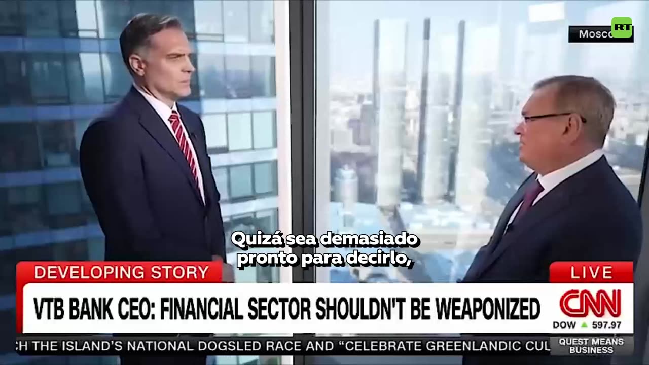 Alto banquero ruso alerta sobre el uso del sector financiero como arma política