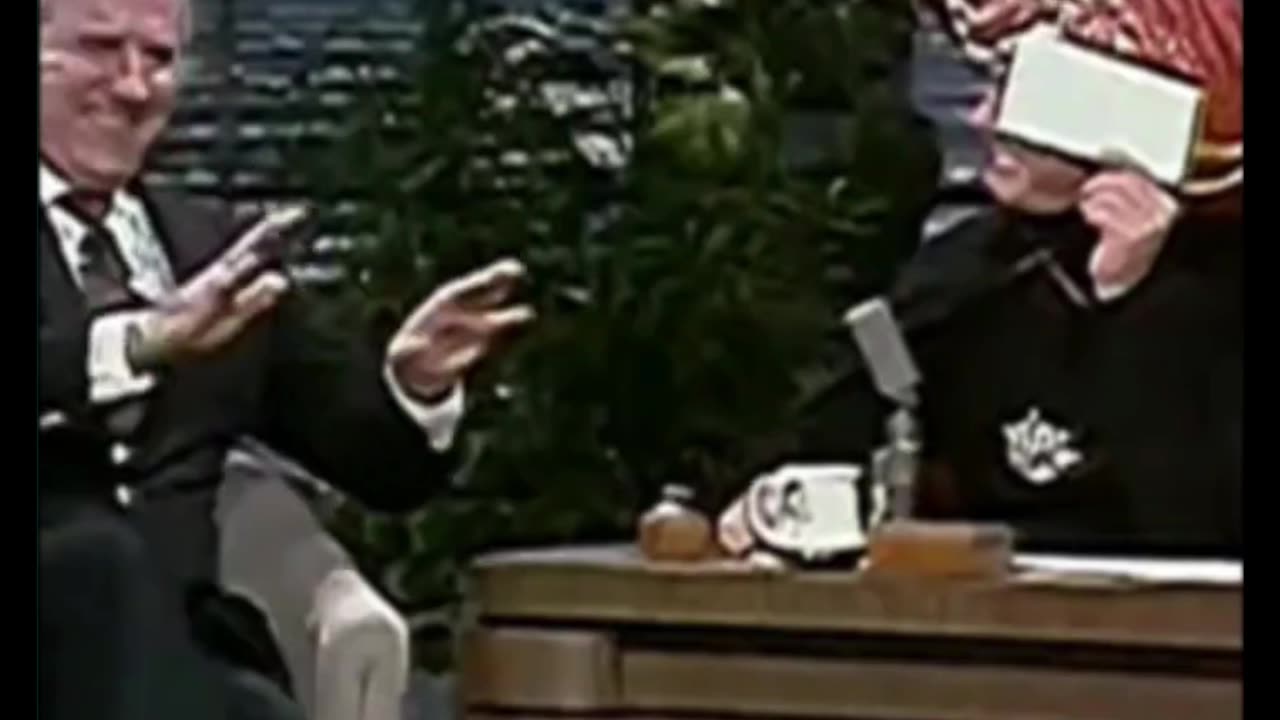 Johnny Carson Tonight Show--Ed has the giggles #tonightshow #johnnycarson