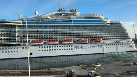 LIVE: Cruise Ship Departure REGAL PRINCESS and BOLETTE Ponta Delgada, Azores - 16.10.2025