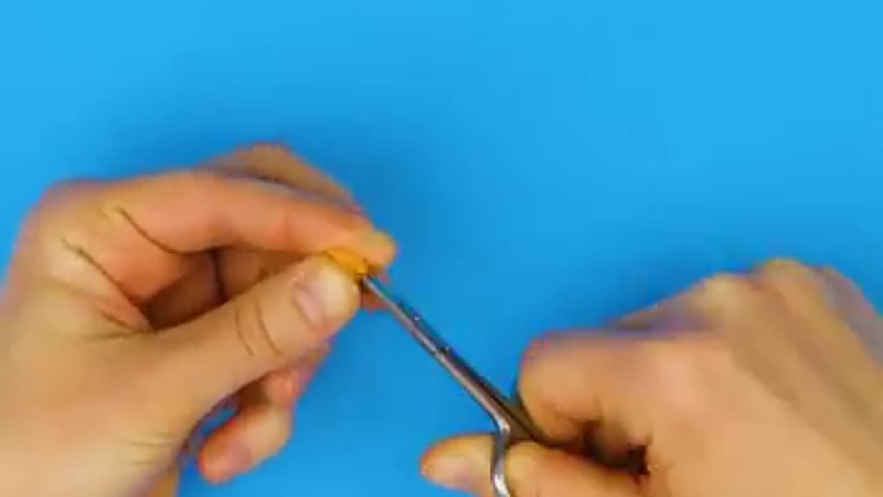24 MIND-BLOWING LIFE HACKS FOR EVERYONE