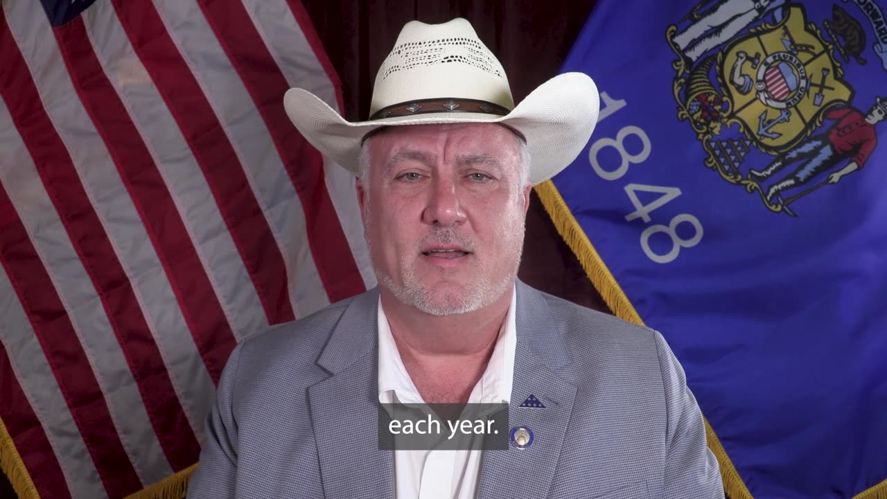 Senator Tomczyk on Supporting Farmers...and Hamburgers!