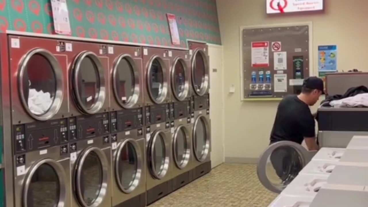 Prepare to laugh before to watch this Pranks this is next level