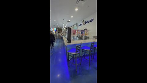 Royal Scoop Ice Cream | 4K