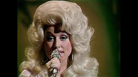 Dolly Parton’s Timeless CMA Performance – “Love Is Like A Butterfly” (1975) Portrait Format