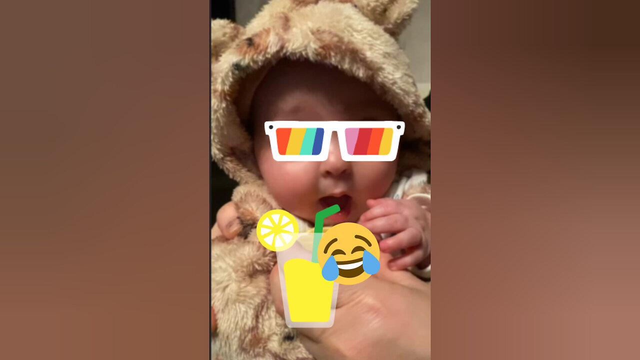 "This lemon tastes more like candy! 🍋😋"