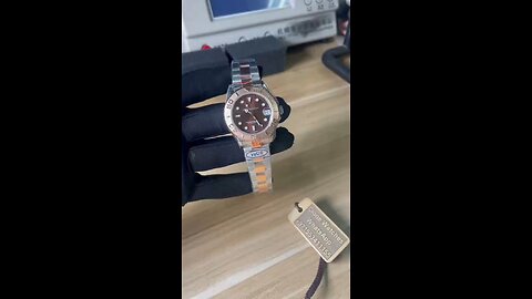 Rolex Yacht-Master 37 Oyster, 37 mm, Oystersteel and Everose gold Reference 268621 m268621-0003