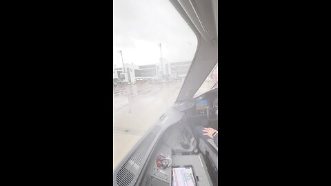 This Is Why Pilots Love Their Job – Stunning Cockpit View