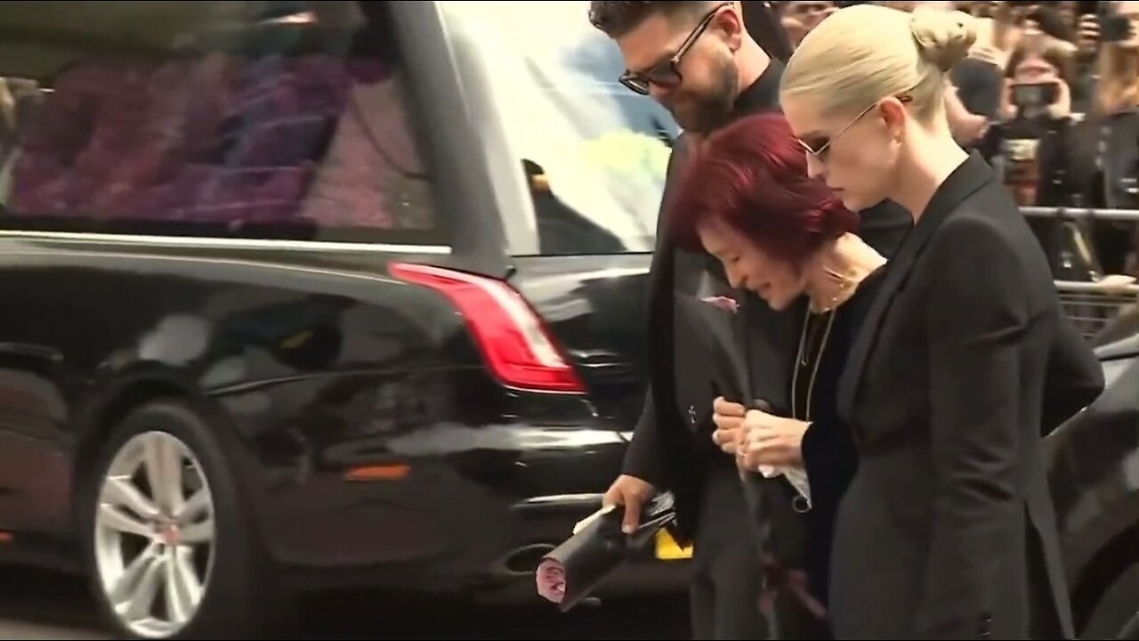 Sharon Osbourne Breaks Down During Ozzy's Funeral Procession