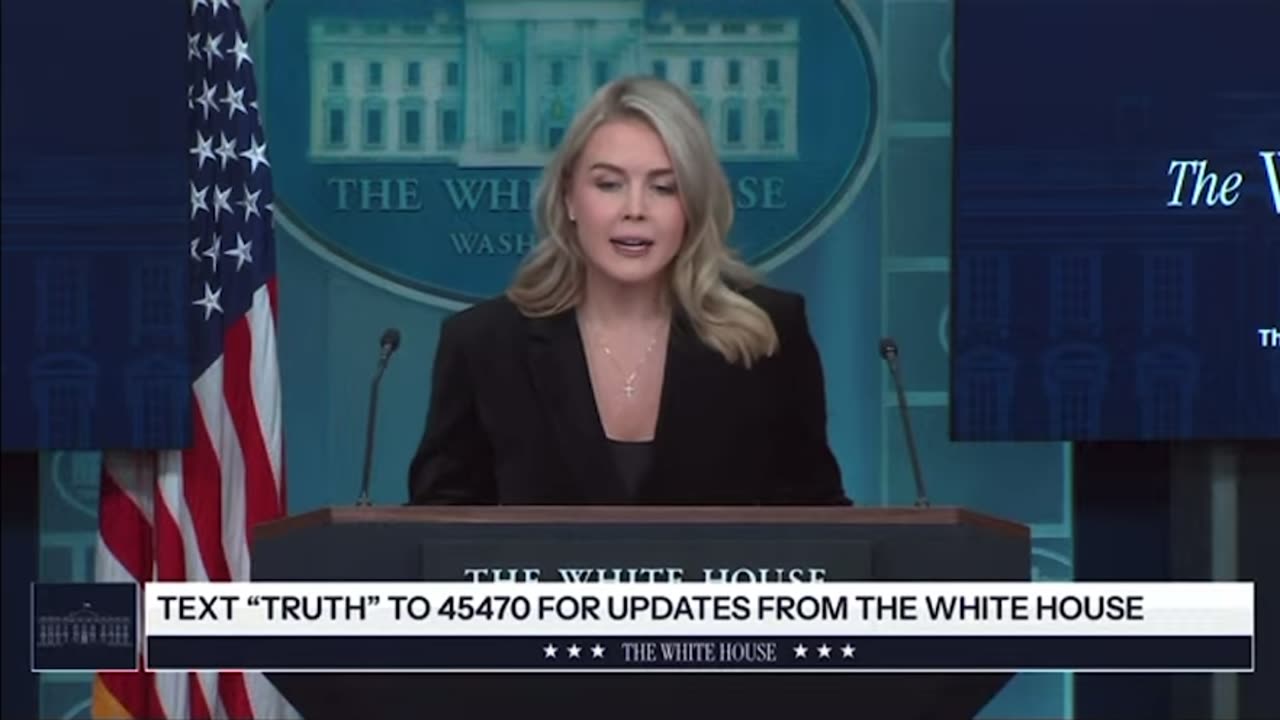 Leavitt GOES OFF on Reporter Suggesting Trump Wants to "Execute Members of Congress"