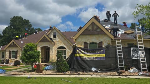 Royal Crown Roofing, LLC : Roofing Company in The Woodlands, TX