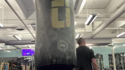 LIVE - PUNCHING BAG Cardio Exercise - LOW FAT DIET High Energy Weight Loss