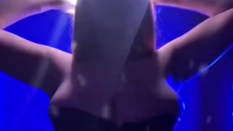 TikTok bop Challenge 🍎