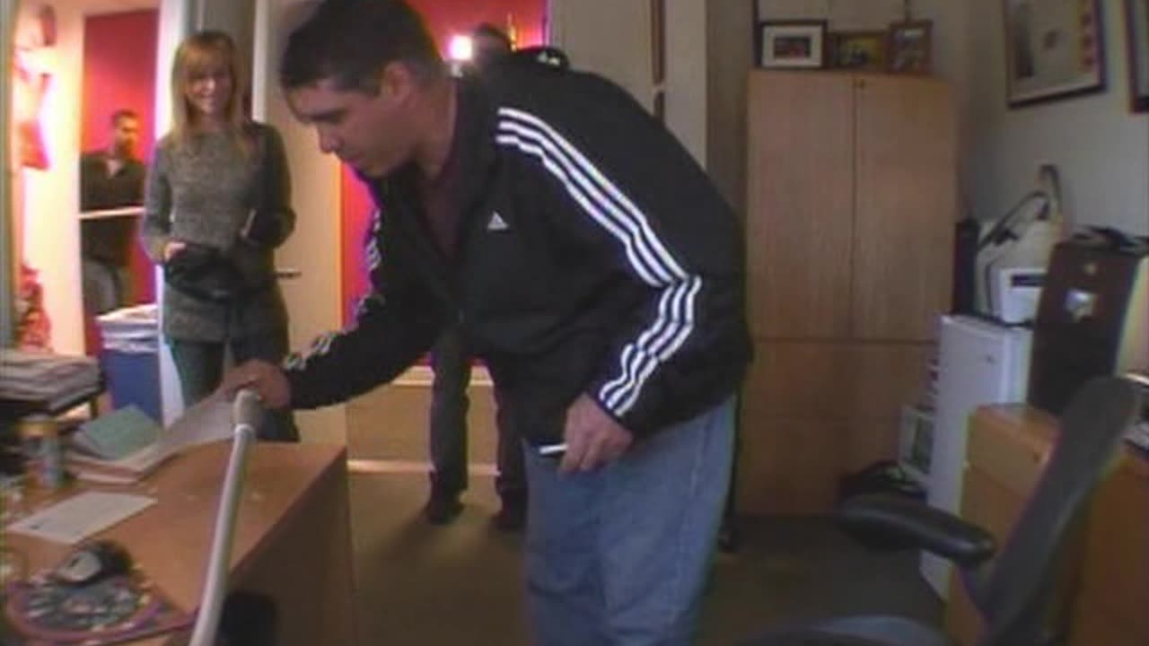 Sal Dumps Confetti On Gary - 2006