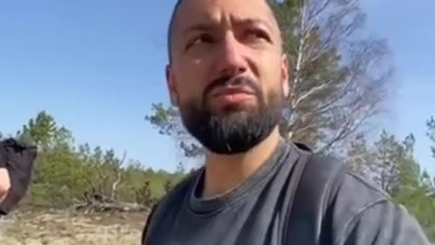 🚶‍♂️🌍 Ukraine Russia War | Civilians Cross Into Belarus to Escape TCC Threats | RCF