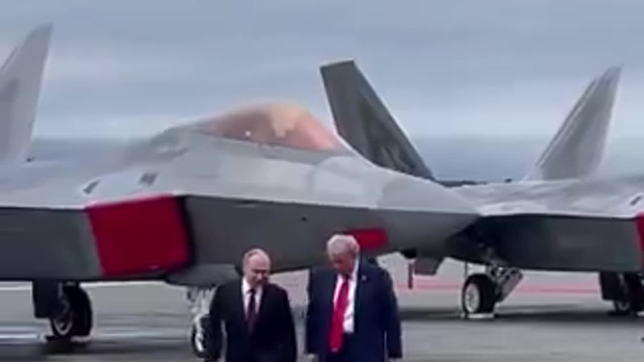The fact Trump had a B-2 Stealth Bomber fly DIRECTLY OVER Putin’s head