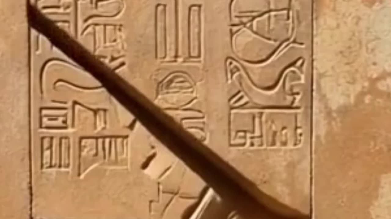 👑 هل كانت الملكة تاوسرت أذكى حاكمة في تاريخ مصر القديمة؟