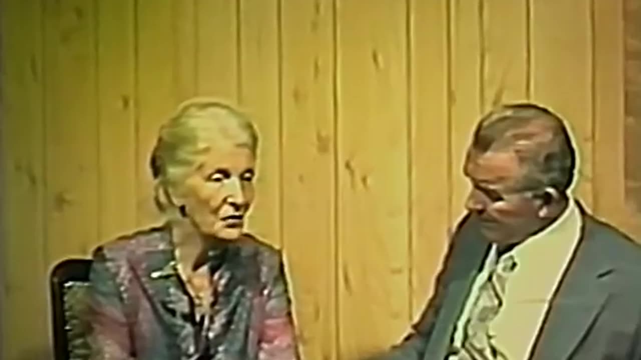 Frau Van Tonningen with Jakob Prinz in Dutch (1983)