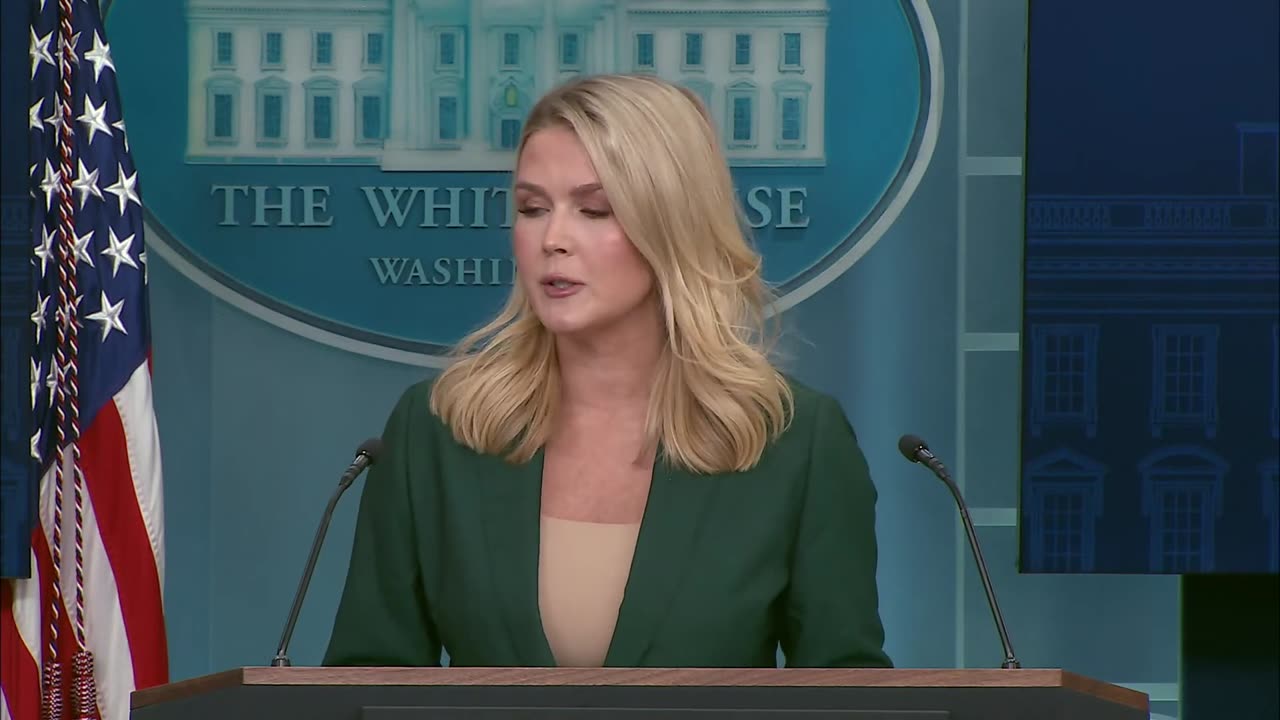 3-26-2025 - Press Secretary Karoline Leavitt Briefs Members of the Media