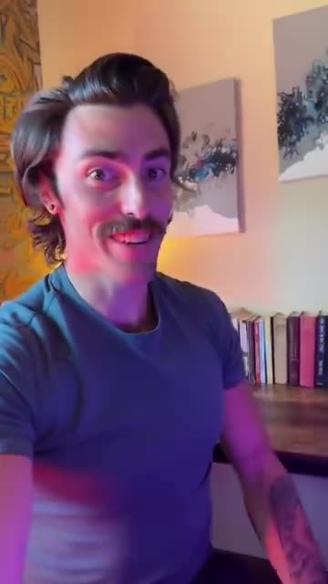 ian Carroll ~ Gale an Peep her art