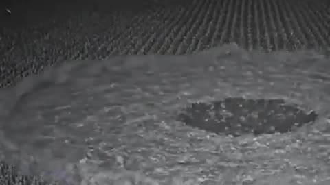 👀 CCTV Catches Mysterious Crop Circle Forming in Real Time! 🌾🛸