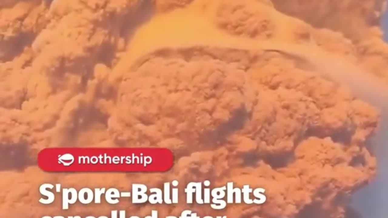 Volcano Eruption Grounds Flights Between Singapore and Bali 🌋✈️