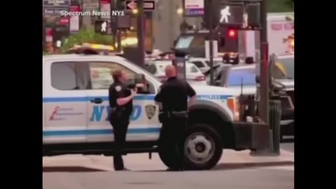 CNN: NYC Shooter "Possibly White"