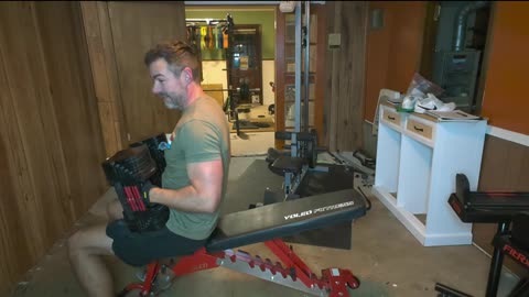 Slight Dumbbell Incline Press to Failure!!