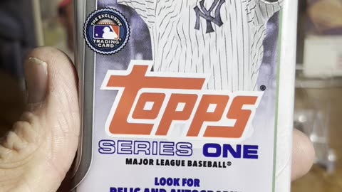 2025 #toppsseries1 #baseballcards #packopening #topps