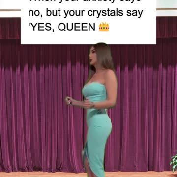 When your anxiety says no, but your crystals say ‘YES, QUEEN 👸🏻 #crystals #crystalcollection