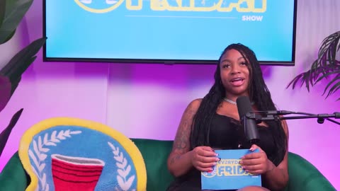 Ms. Kelly Gets Real About What She Likes to Watch, and Thoughts on Ugly Feet 