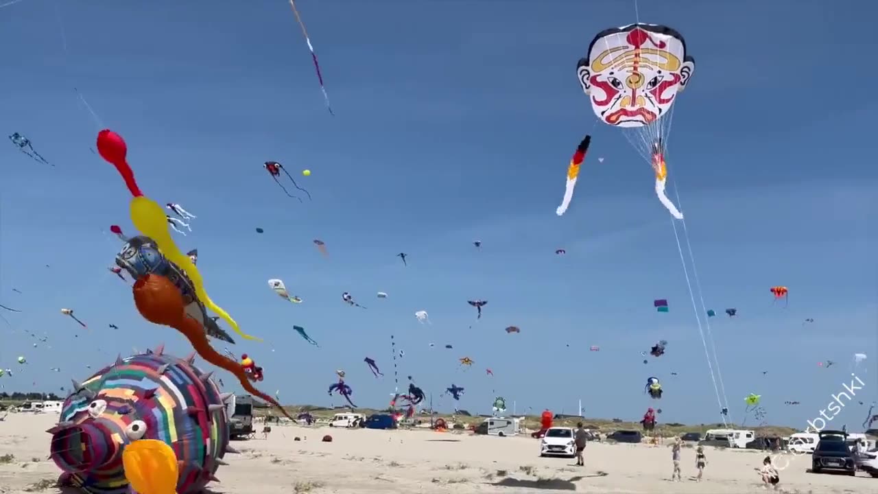🎏✨ 40 Years of Kite Festival on Denmark's Fanø Island! | FeedMyCuriosity