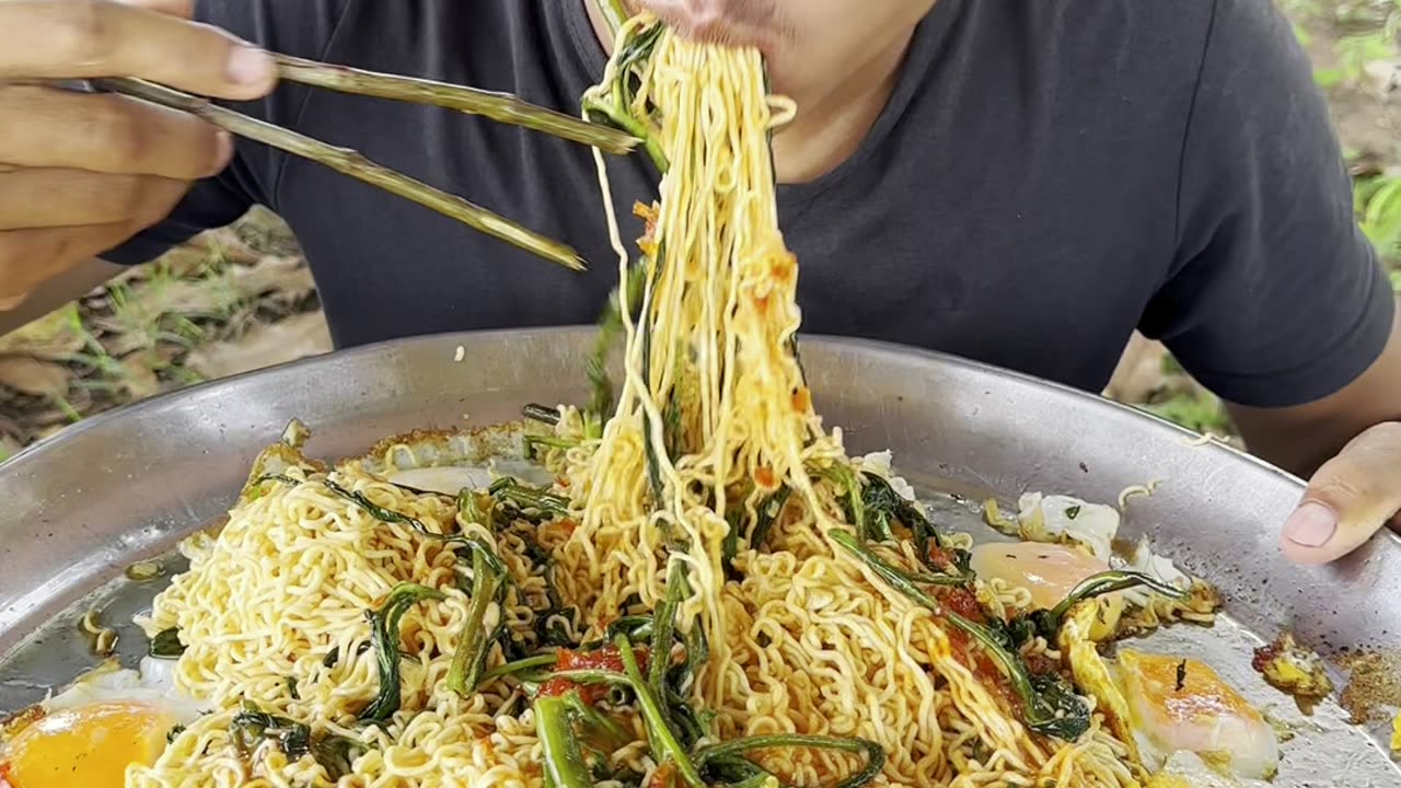 Fried Noodles with Egg , Delicious Backyard Cooking, Easy & Tasty Recipe!