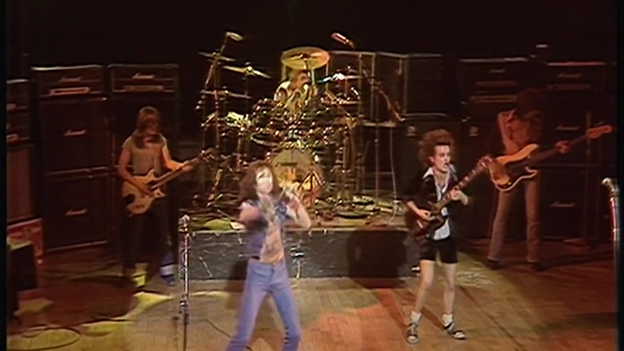 AC/DC - Live at Golders Green Hippodrome, London, Oct 27, 1977