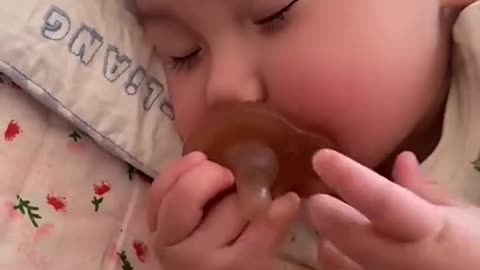 "Sleeping Baby Finds Nipple & Starts Sucking! So Adorable! 👶💤🍼❤️ #shorts"