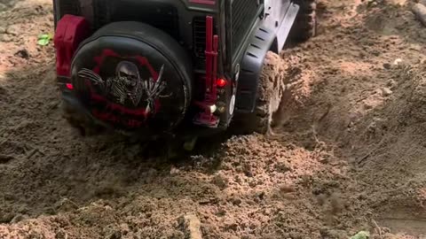 Tiny Beast vs Mud Hill: 4x4 Toy Jeep Struggles Upward!”