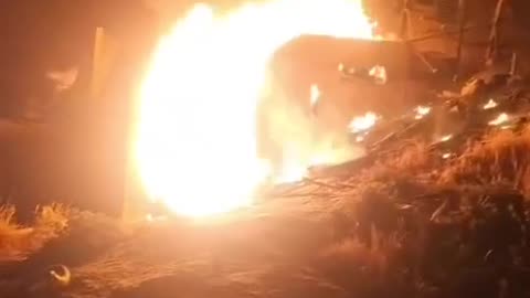 A fire broke out in a house in the town of Al-Zaim near Jerusalem, as a result of falling shrapnel