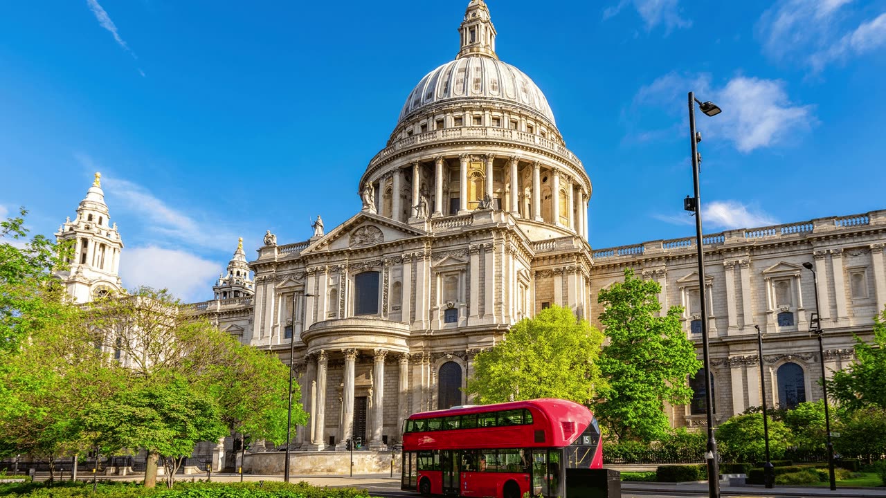 Business class flights to London