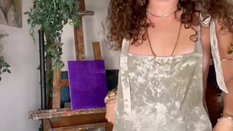 pottery queen joe Pottery girl #clayart #usa #curls #artist #diy #prettygirl #viralgirl #claygirl