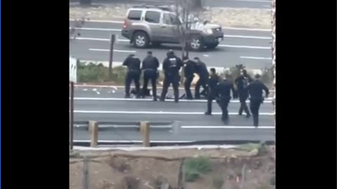 San Jose Police Fire Over 70 Rounds After Running Suspect Over With A Car - Justified