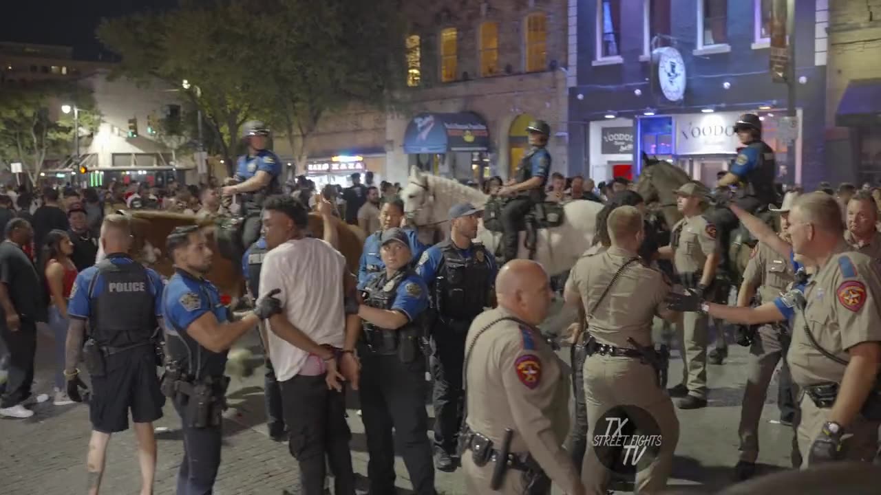 Crazy Fight Breaks Out on 6th Street Austin – October 1, 2023