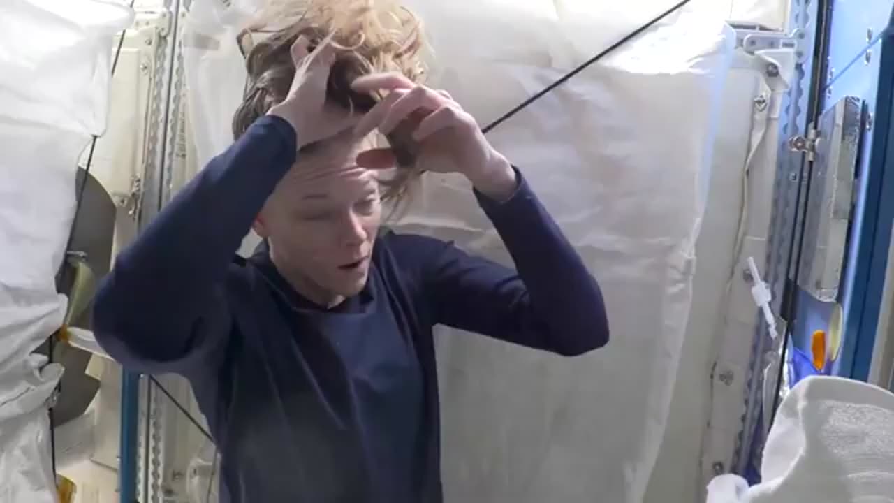 How NASA Astronauts Wash Their Hair in Space 🚀💧 | ISS Life in Microgravity