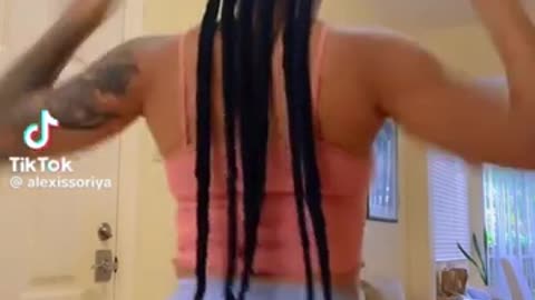 Big ass ebony stripper TWERK SUM