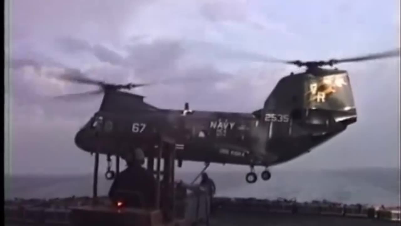 Military - 1991 Navy Desert Storm USS Midway CH-46D In Hot Hooyah Navy
