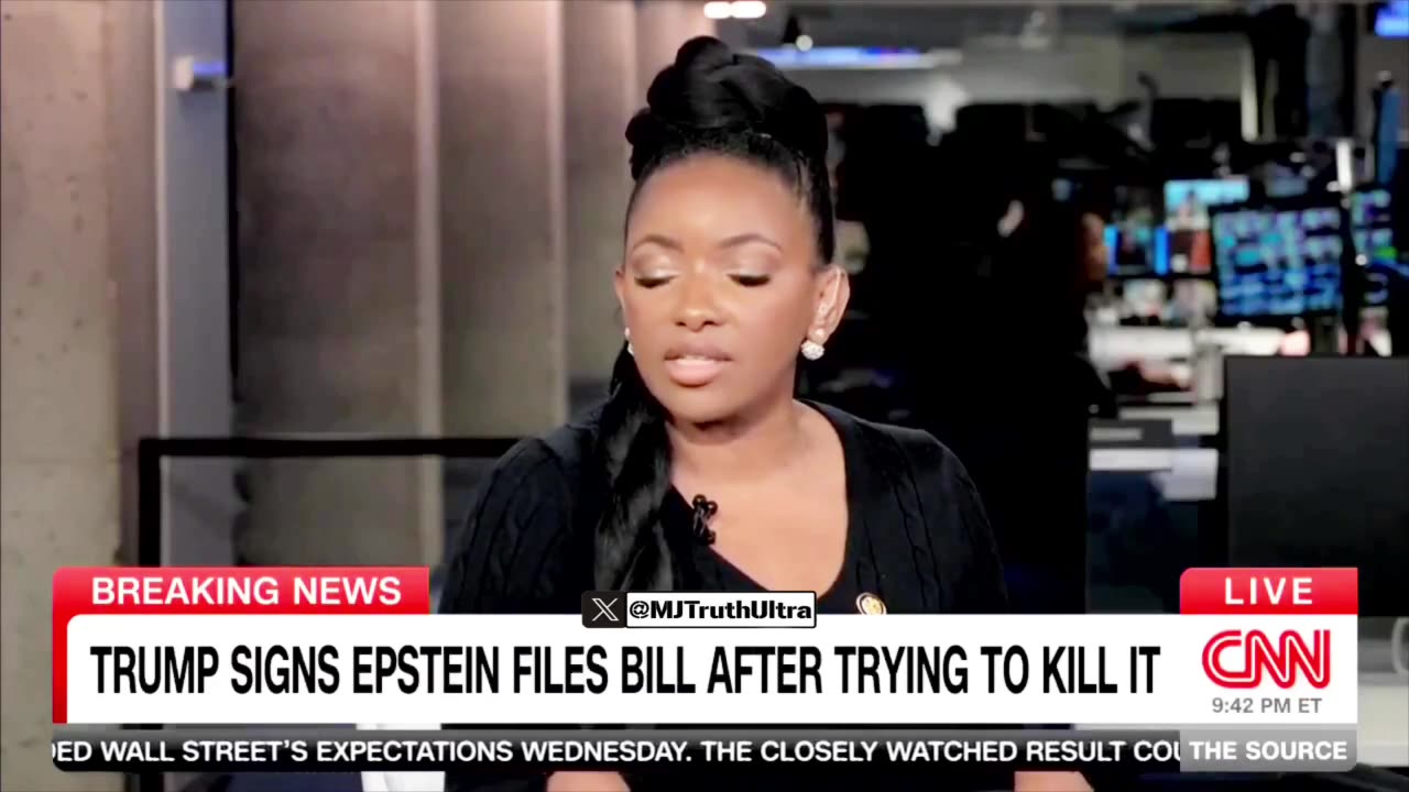 Jasmine Crockett Defends Stacey Plaskett texting Epstein during hearing