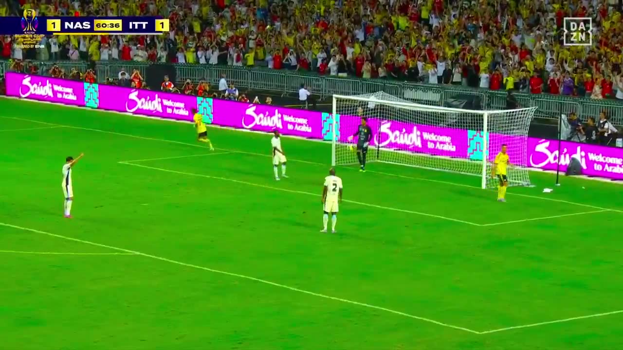 Ronaldo is not a selfish player