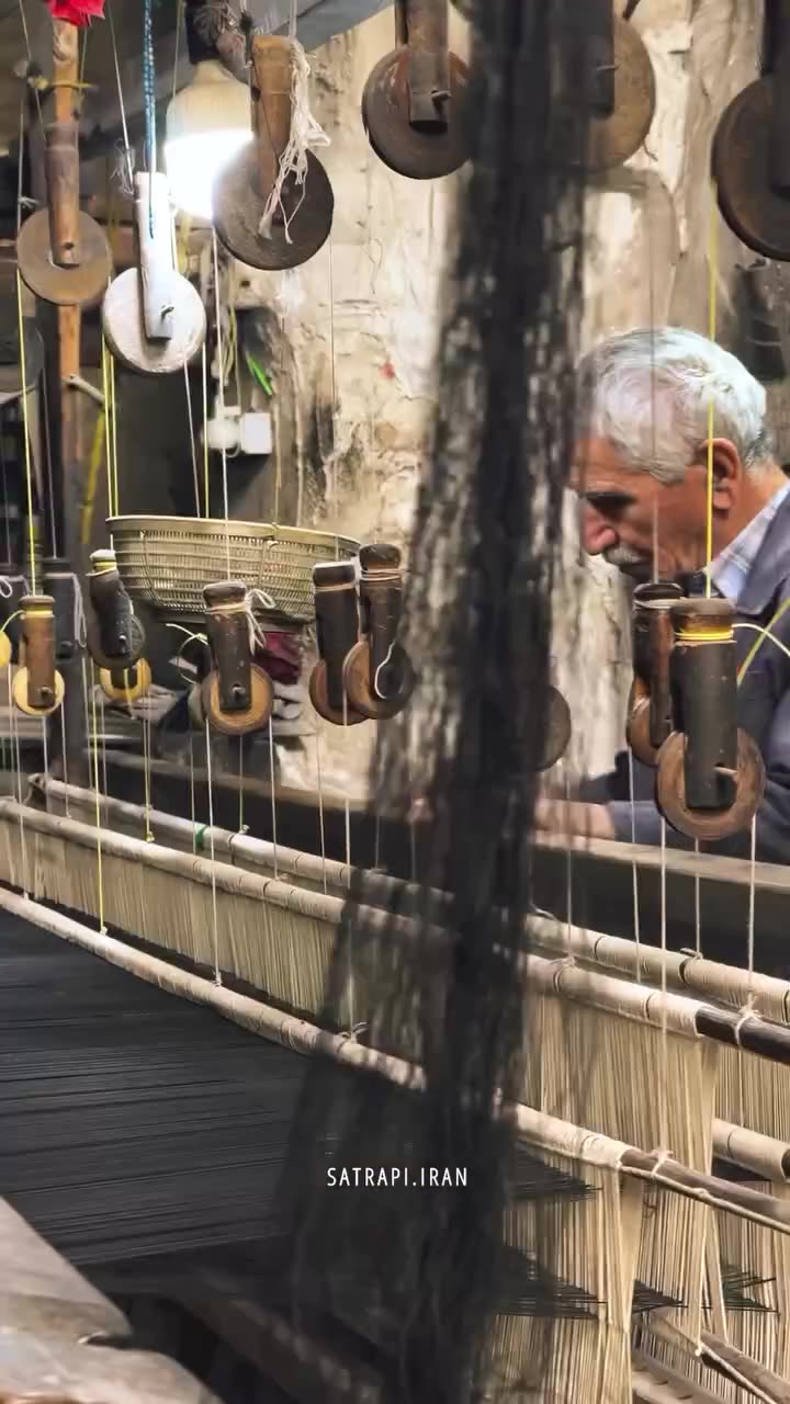Shaarbafi the ancient art of weaving with fine and delicate threads