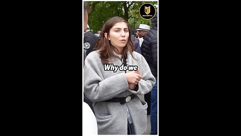 Atheist Women Confronts Muslim